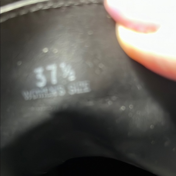 Hogan Woman’s suede and patent leather ankle boots 37.5 - Picture 8 of 8